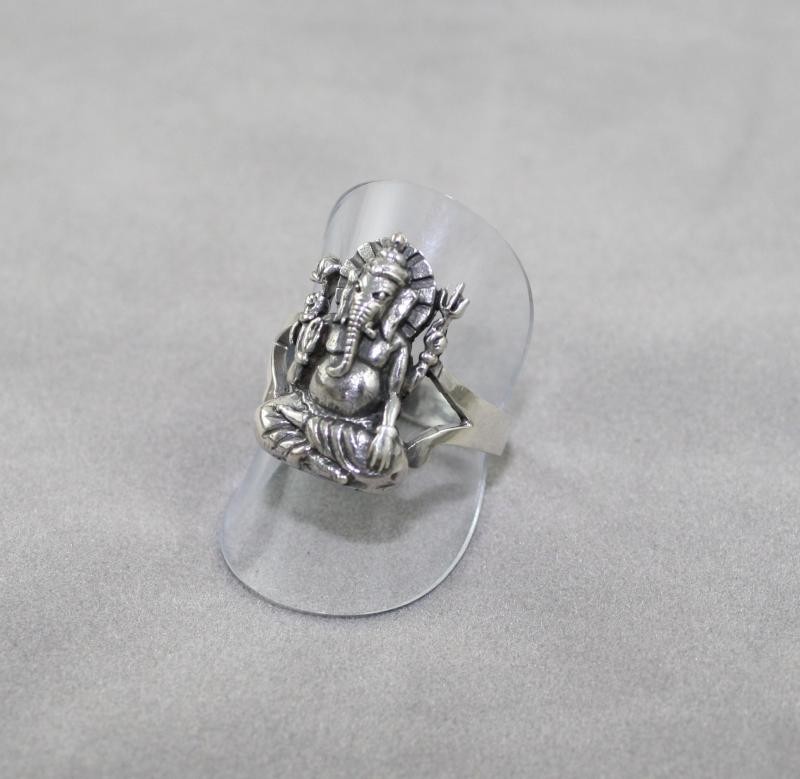 Ganesh ring
