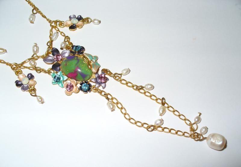 Swarovski Pearls Necklace