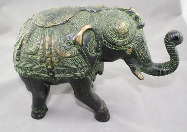 Medium Bronze Elephant