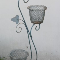 Retro plant stand